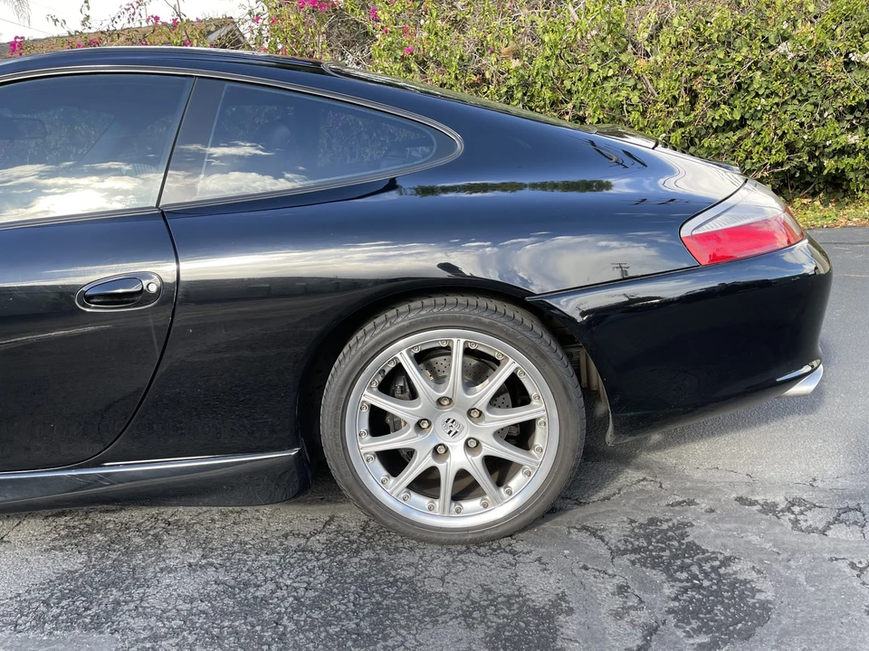 2002 Porsche 996 Carrera - Image 12 of 31