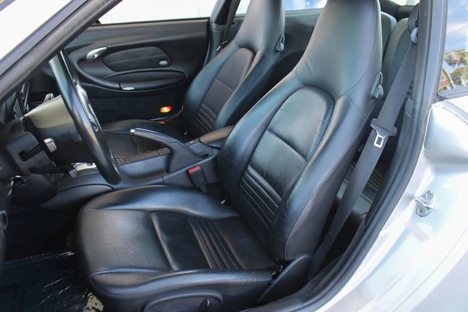 2002 Porsche 996 Carrera - Image 17 of 20