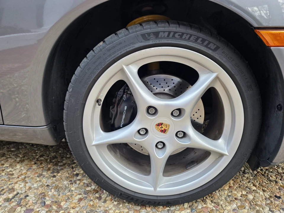 2002 Porsche 996 Carrera - Image 28 of 31