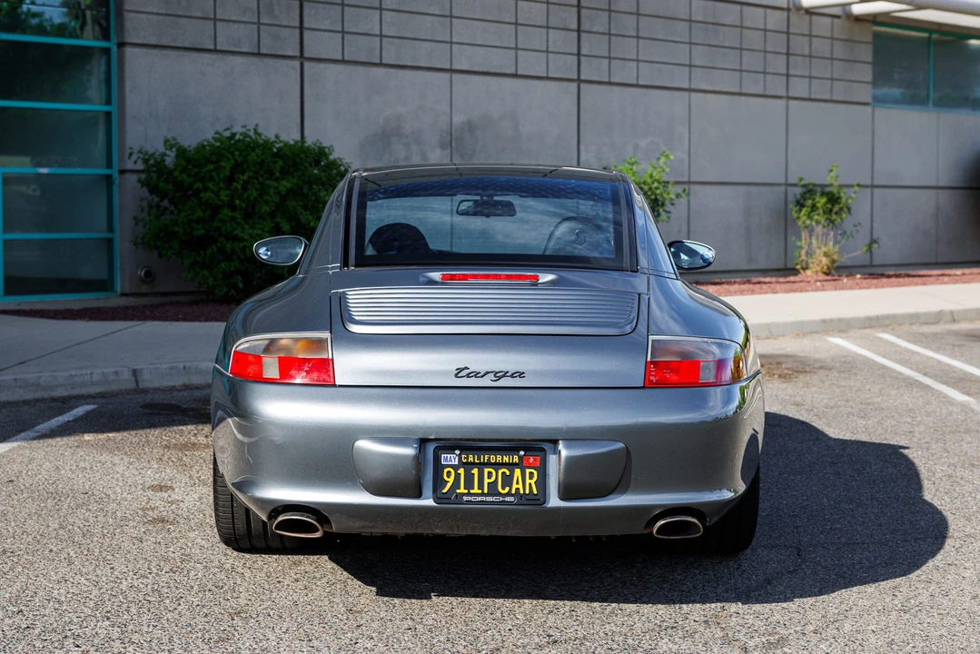 2002 Porsche 996 Carrera - Image 9 of 31