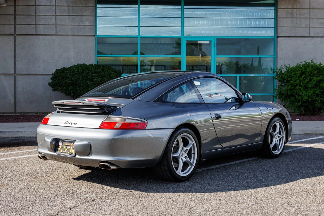 2002 Porsche 996 Carrera - Image 11 of 31