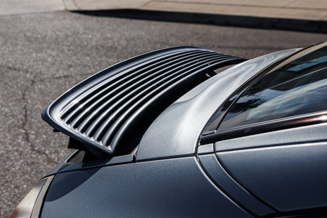2002 Porsche 996 Carrera - Image 27 of 31