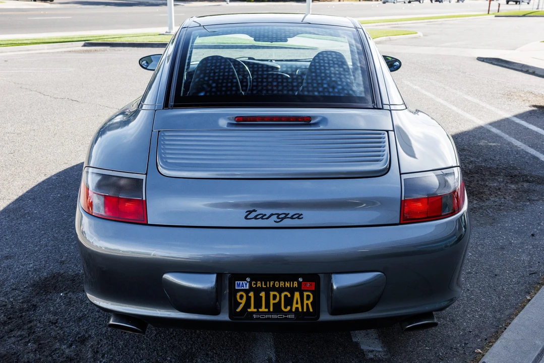 2002 Porsche 996 Carrera - Image 22 of 31