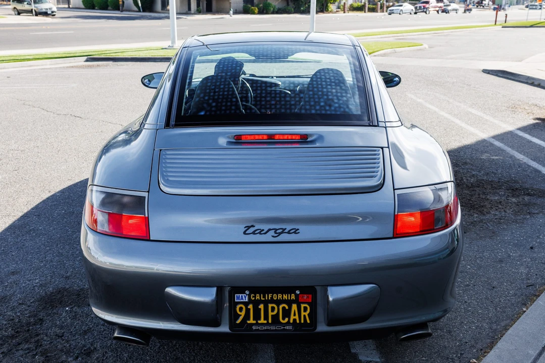2002 Porsche 996 Carrera - Image 23 of 31