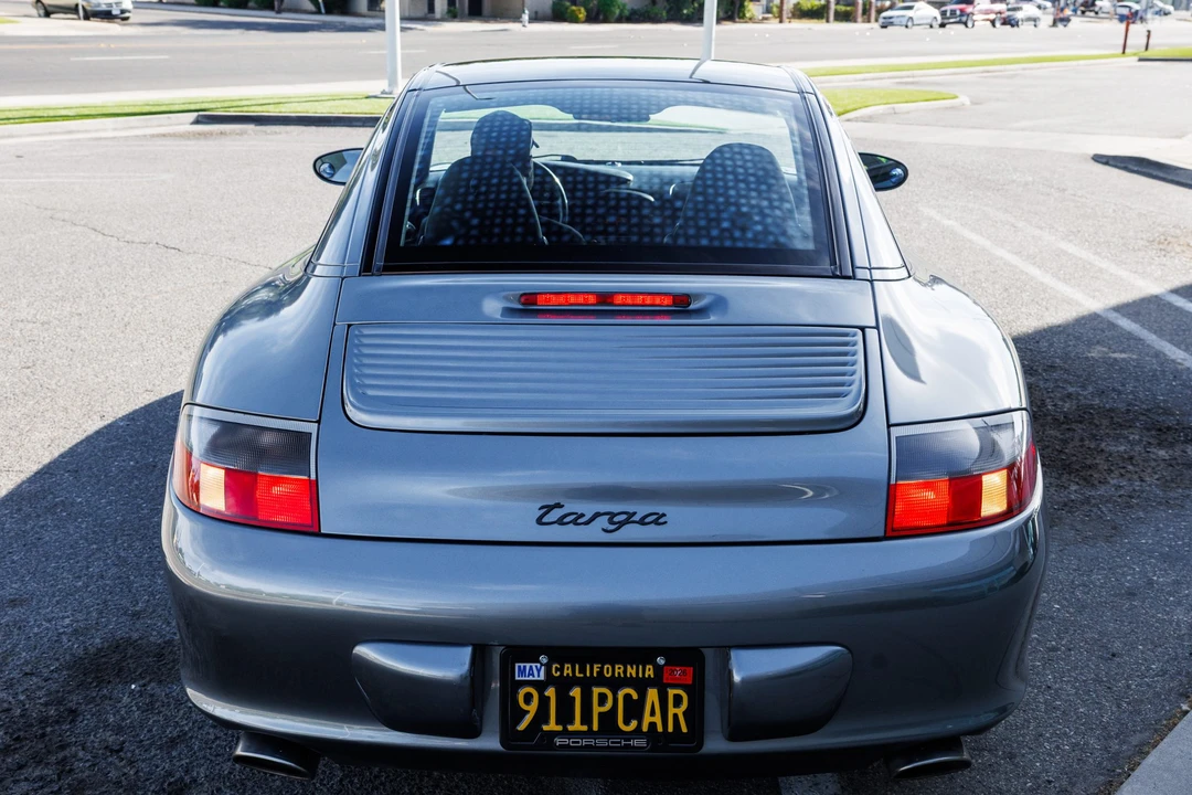 2002 Porsche 996 Carrera - Image 24 of 31