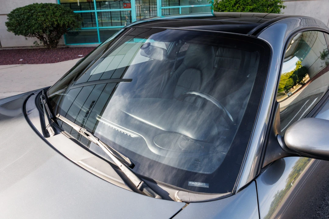 2002 Porsche 996 Carrera - Image 29 of 31