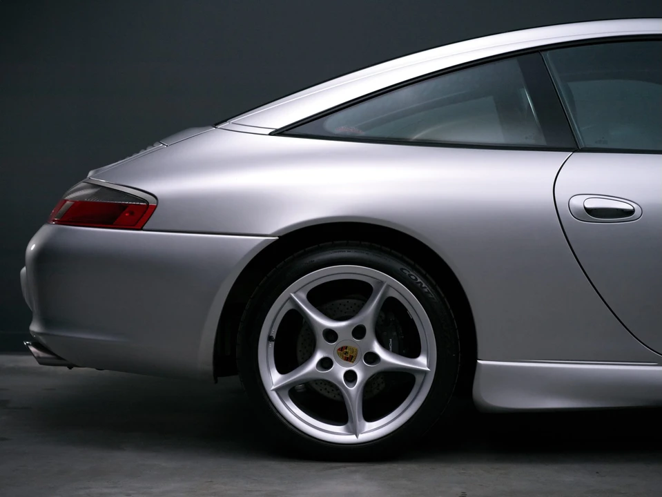 2002 Porsche 996 Carrera - Image 24 of 31