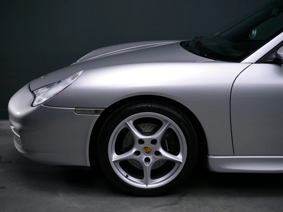 2002 Porsche 996 Carrera - Image 27 of 31