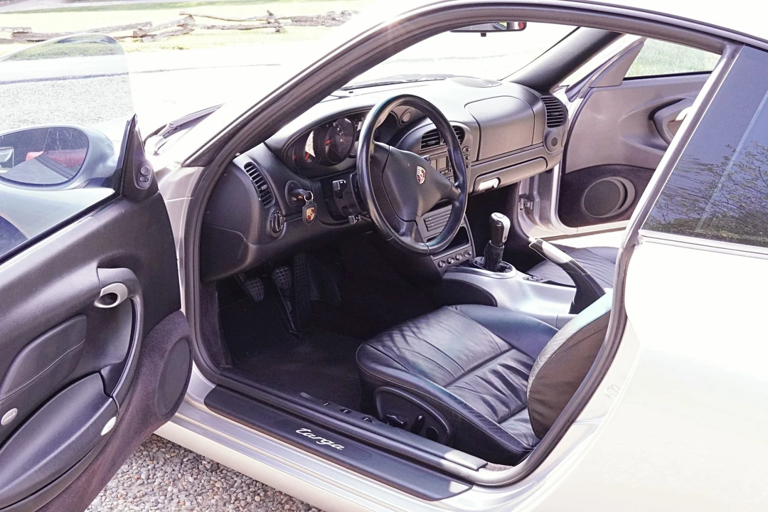 2002 Porsche 996 Carrera - Image 31 of 31