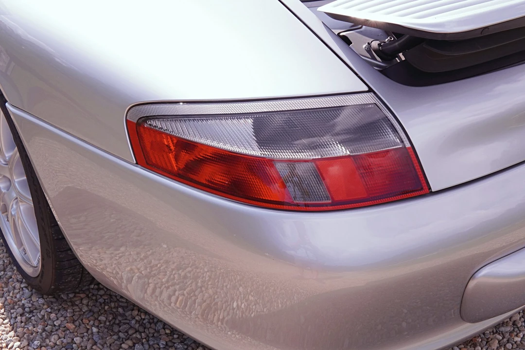 2002 Porsche 996 Carrera - Image 20 of 31