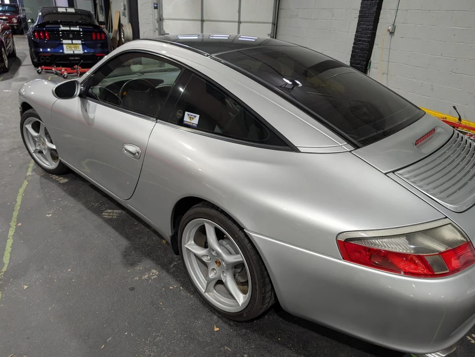 2002 Porsche 996 Carrera - Image 22 of 31