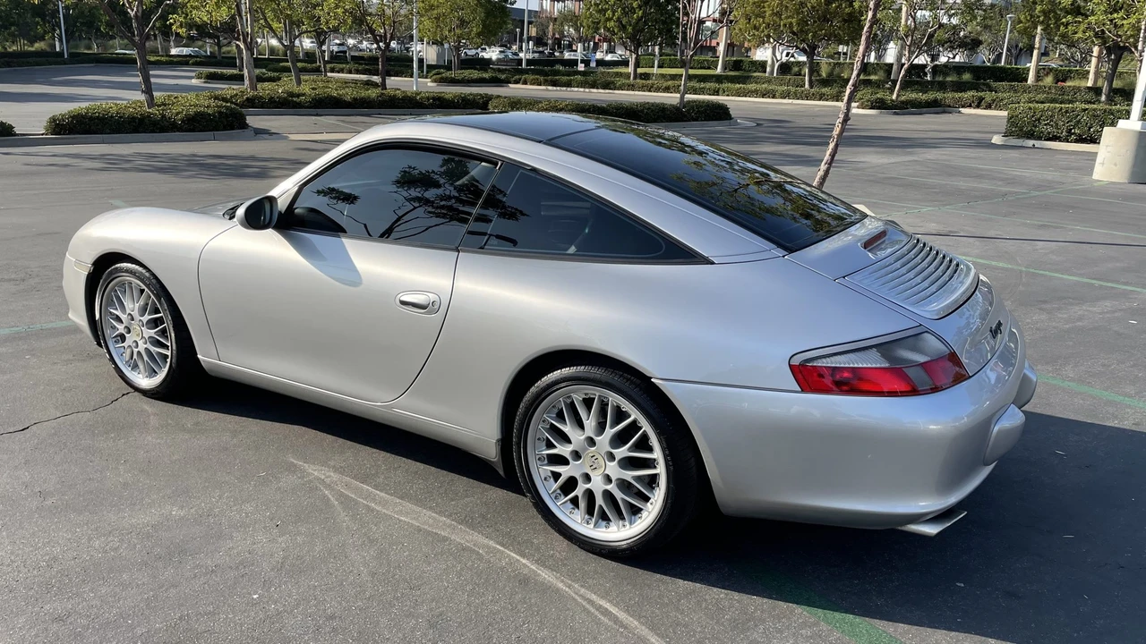 2002 Porsche 996 Carrera - Image 7 of 31