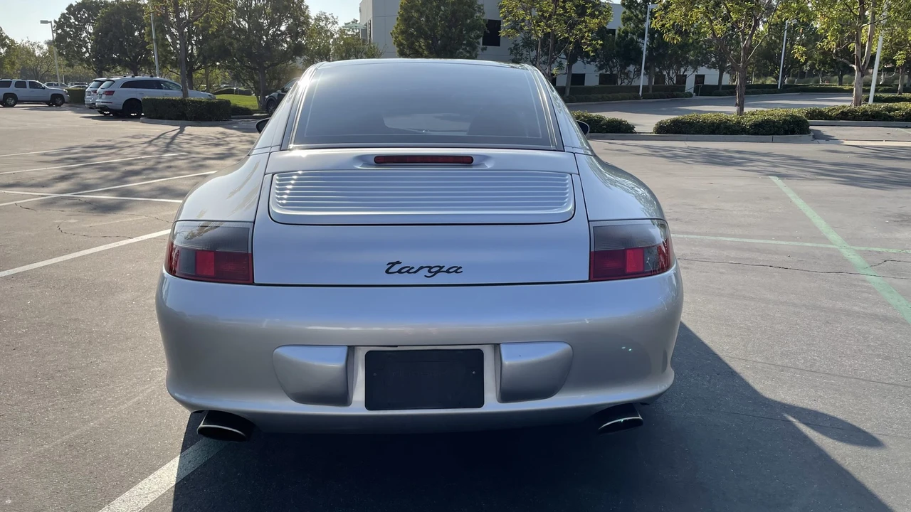2002 Porsche 996 Carrera - Image 11 of 31