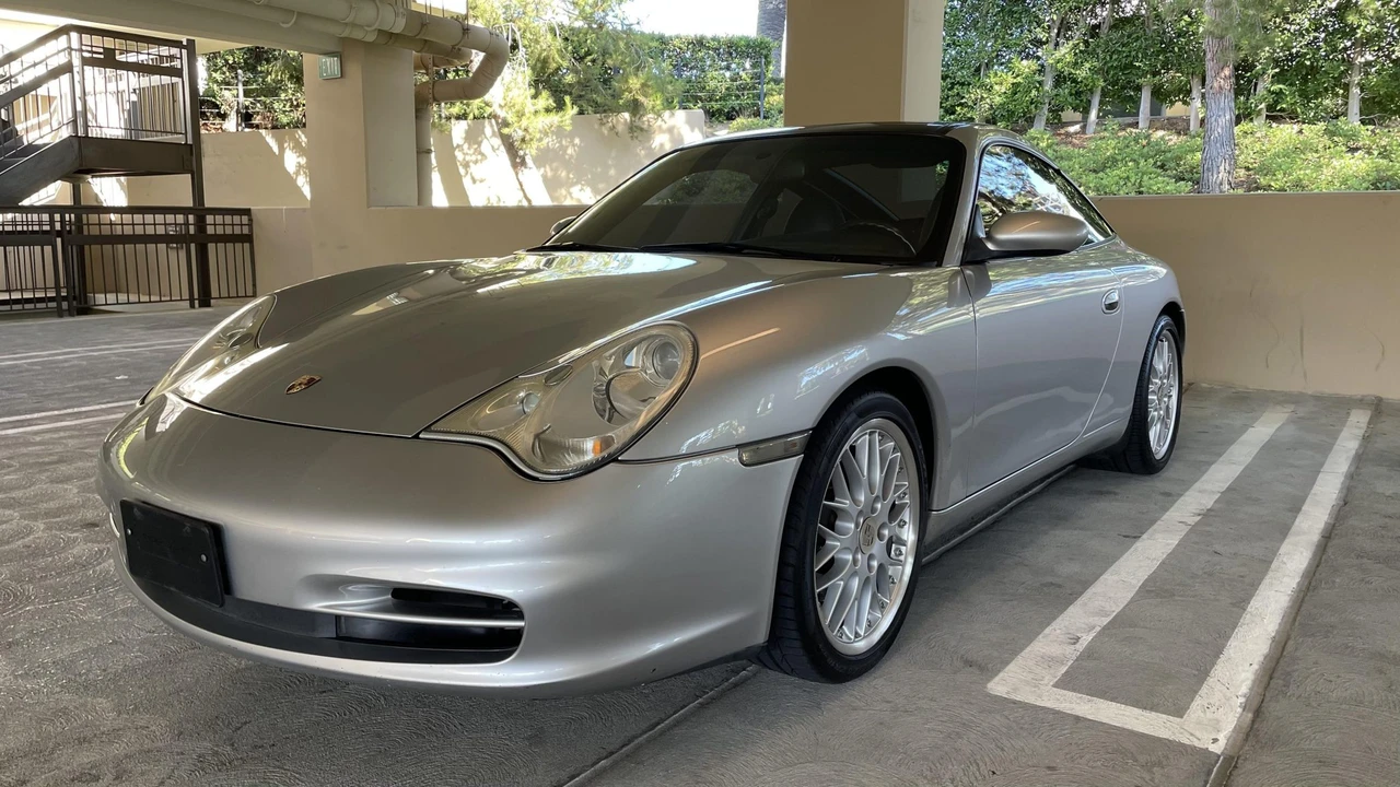 2002 Porsche 996 Carrera - Image 25 of 31
