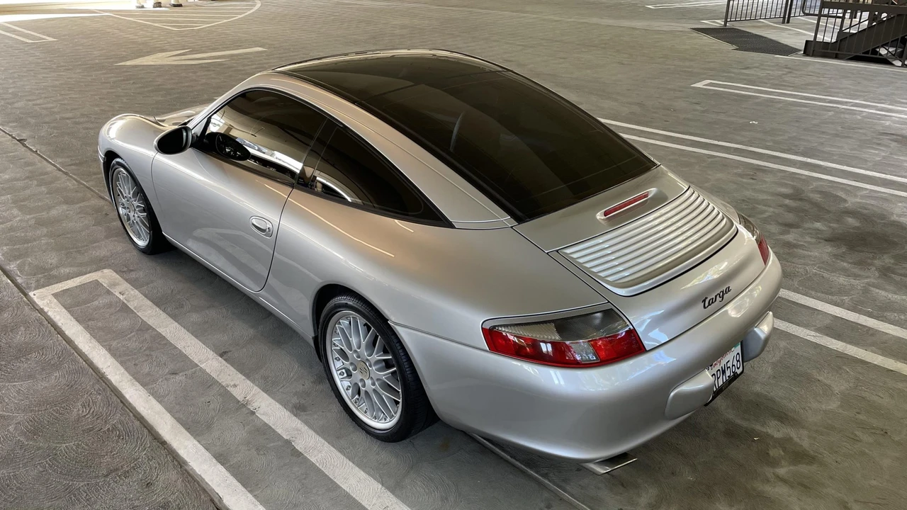 2002 Porsche 996 Carrera - Image 31 of 31