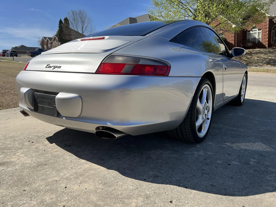 2002 Porsche 996 Carrera - Image 25 of 31