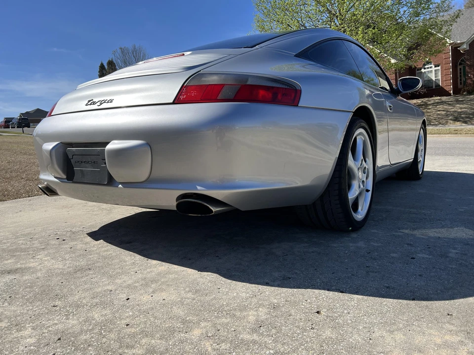 2002 Porsche 996 Carrera - Image 26 of 31