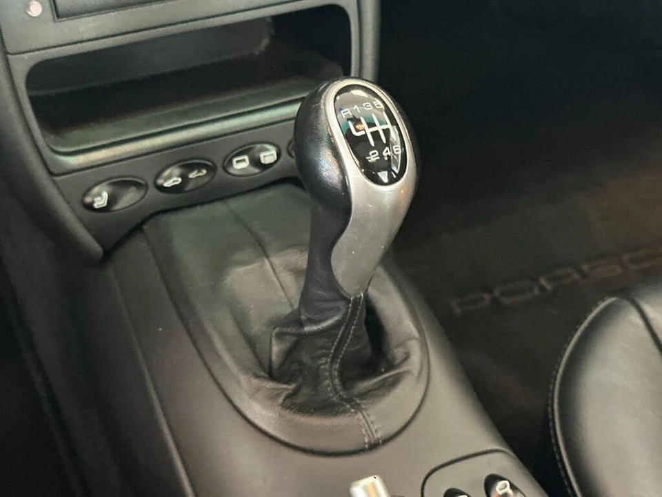2002 Porsche 996 Carrera - Image 19 of 26
