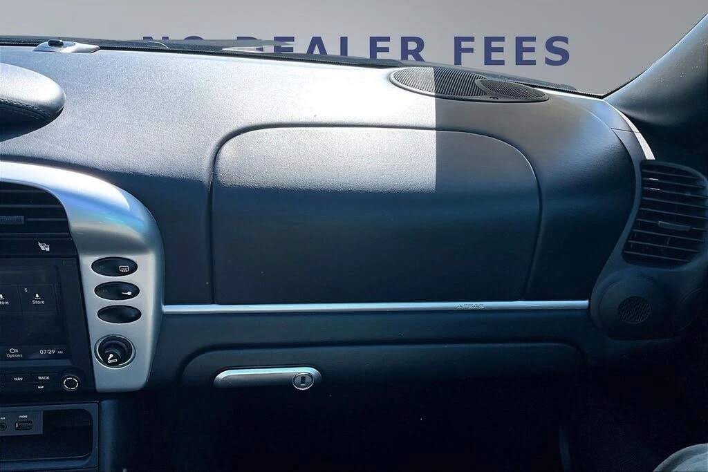 2002 Porsche 996 Carrera - Image 25 of 31