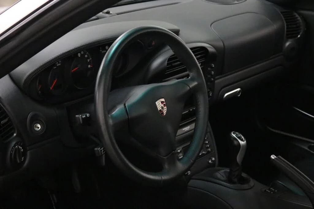 2002 Porsche 996 Carrera - Image 28 of 31