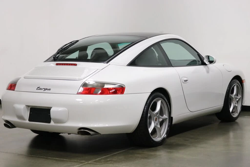 2002 Porsche 996 Carrera - Image 13 of 31