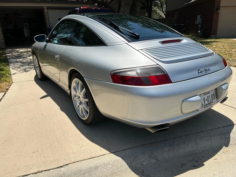 2002 Porsche 996 Carrera - Image 10 of 31