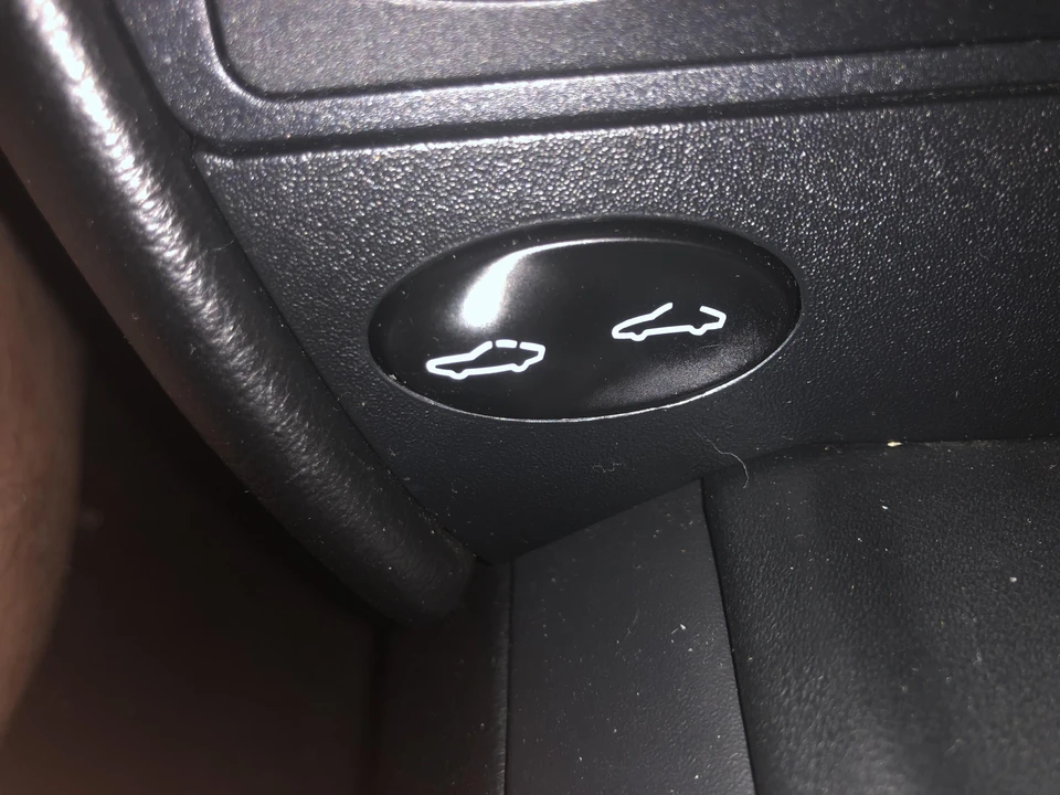 2002 Porsche 996 Carrera - Image 27 of 30