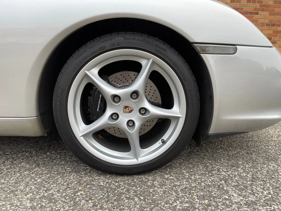 2002 Porsche 996 Carrera - Image 10 of 31
