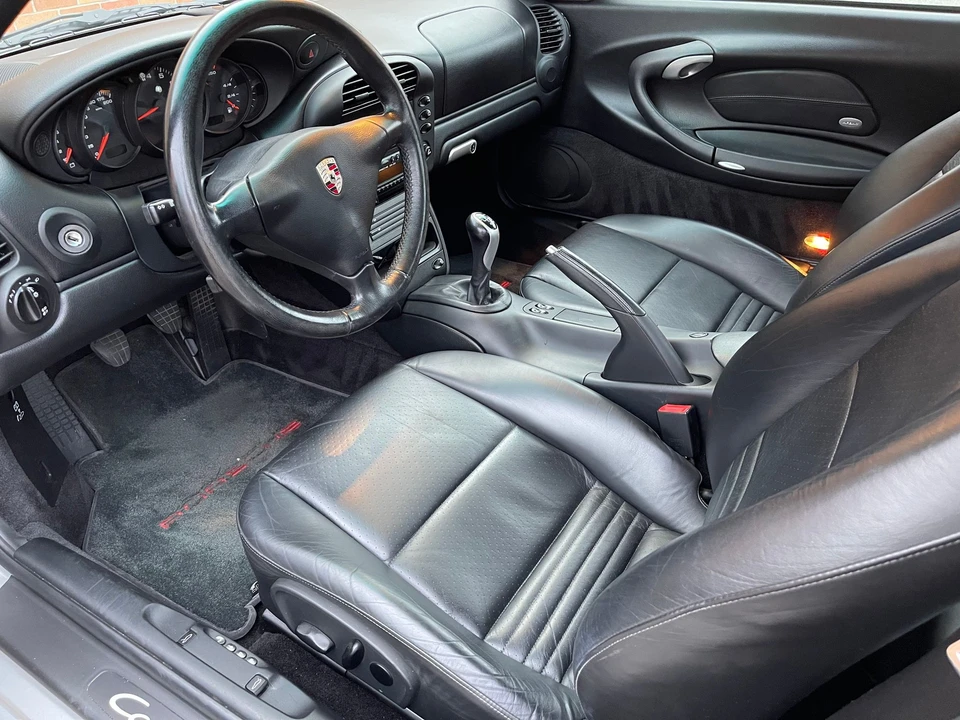 2002 Porsche 996 Carrera - Image 20 of 31