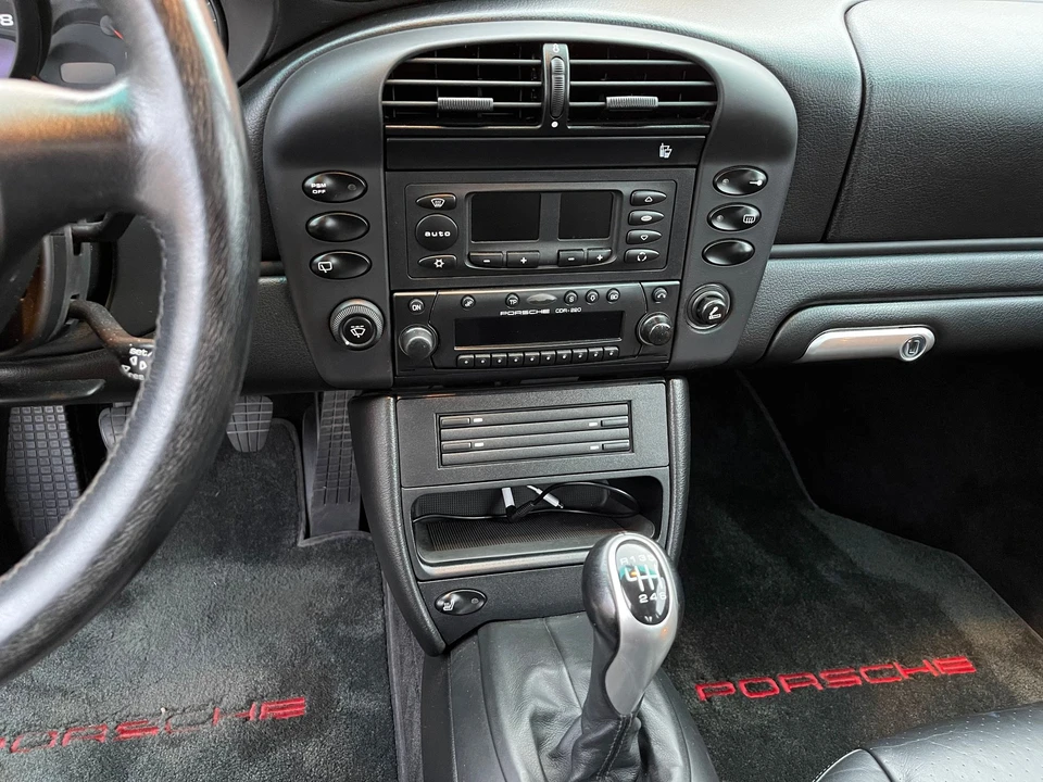 2002 Porsche 996 Carrera - Image 22 of 31