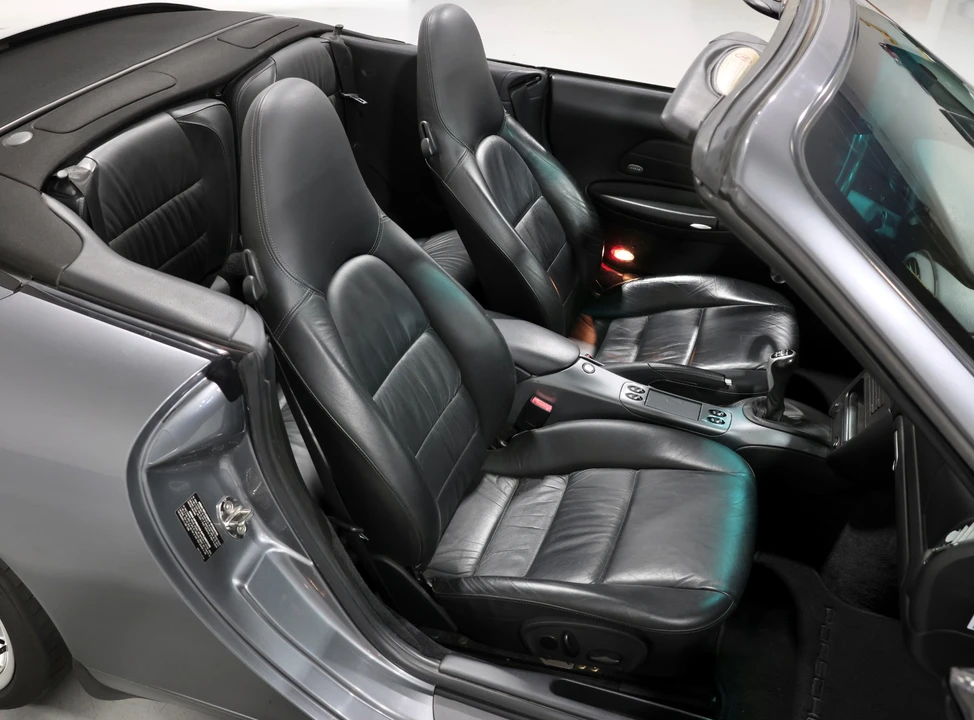 2002 Porsche 996 Carrera - Image 13 of 31
