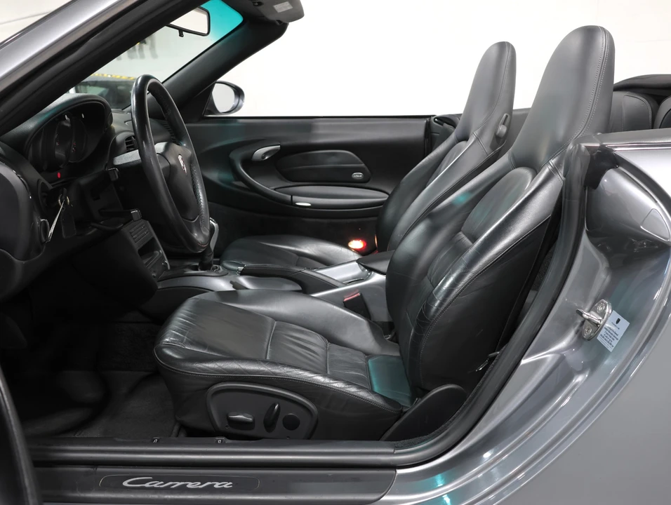 2002 Porsche 996 Carrera - Image 24 of 31