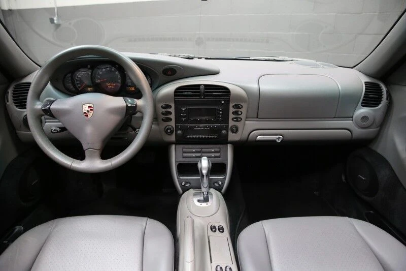 2002 Porsche 996 Carrera - Image 27 of 31