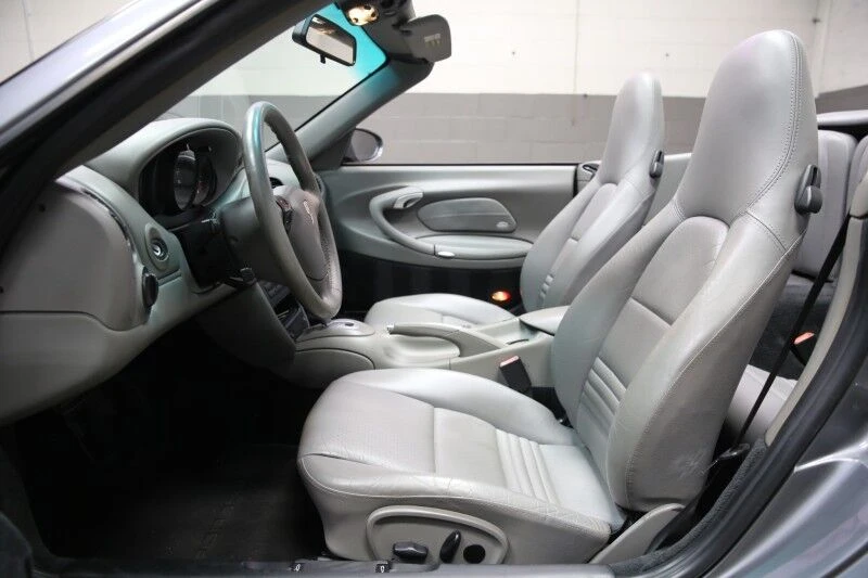 2002 Porsche 996 Carrera - Image 29 of 31