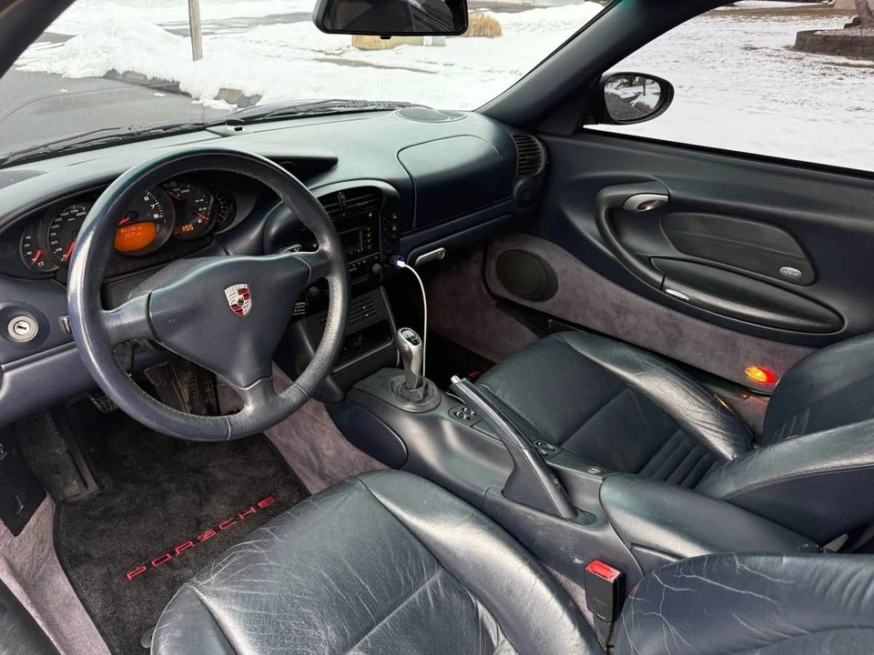 2002 Porsche 996 GT3 - Image 11 of 15