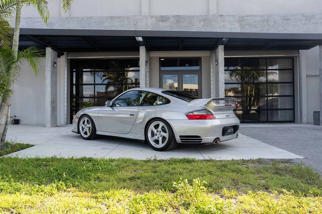 2002 Porsche 996 GT2 - Image 2 of 31