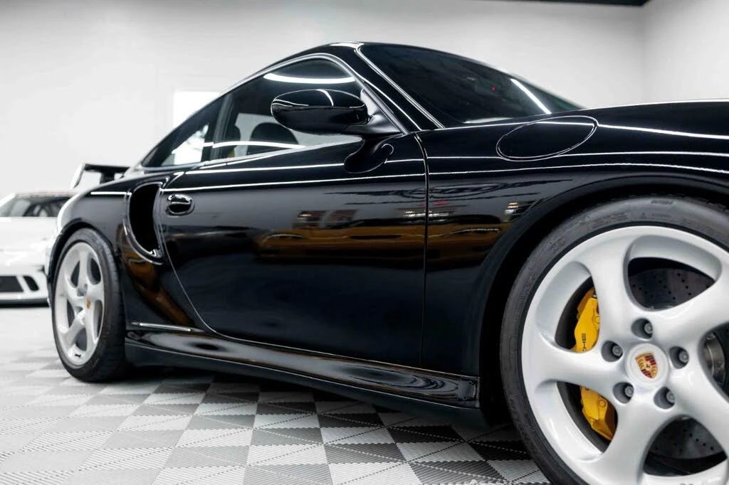 2002 Porsche 996 GT2 - Image 17 of 31