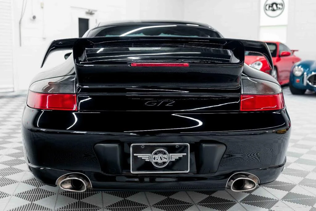 2002 Porsche 996 GT2 - Image 8 of 31