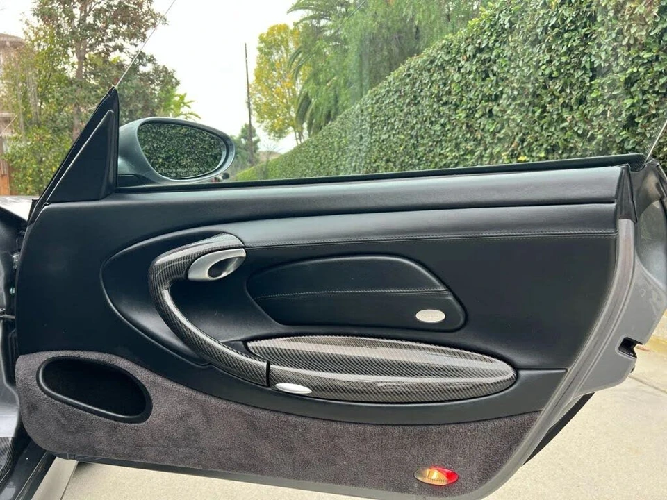 2002 Porsche 996 GT2 - Image 8 of 17