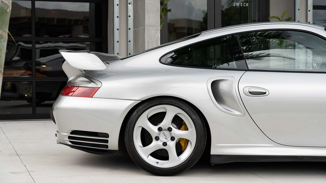 2002 Porsche 996 GT2 - Image 30 of 31
