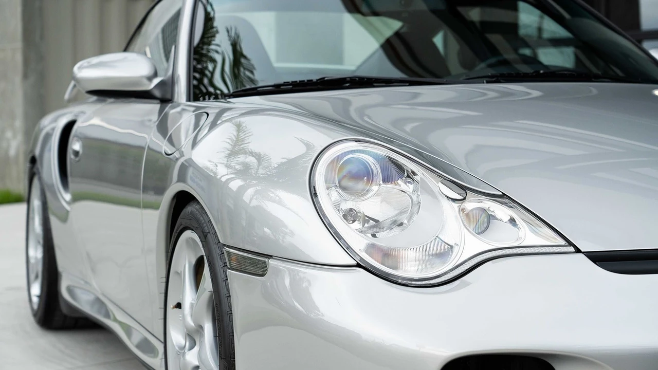 2002 Porsche 996 GT2 - Image 22 of 31