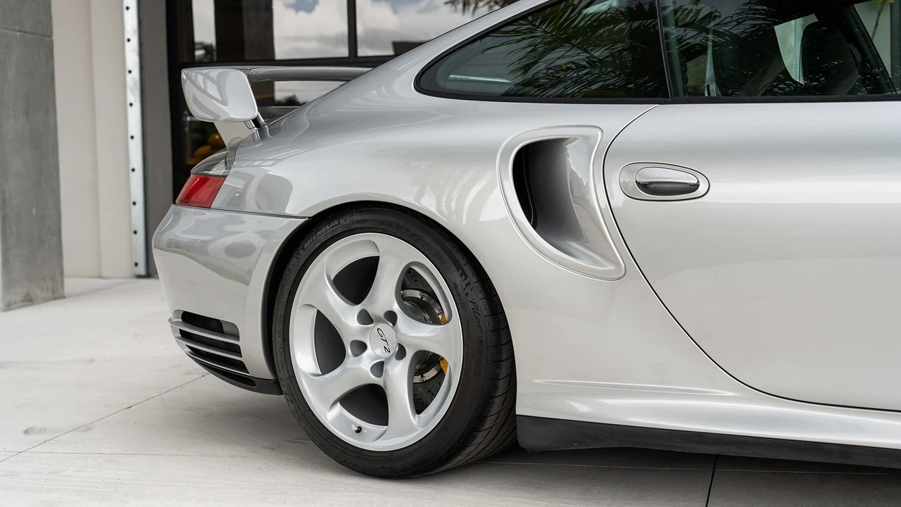 2002 Porsche 996 GT2 - Image 31 of 31