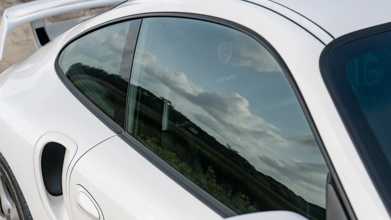 2002 Porsche 996 GT2 - Image 24 of 31