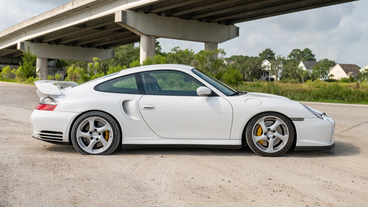 2002 Porsche 996 GT2 - Image 4 of 31