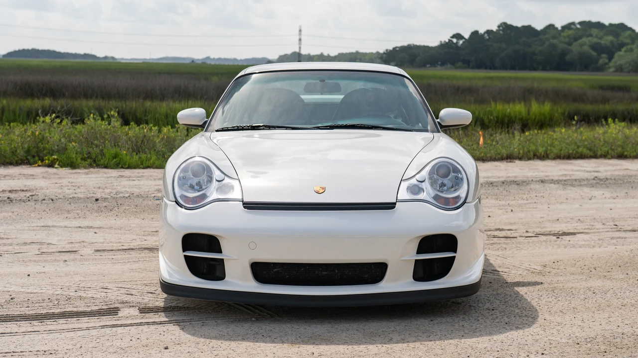 2002 Porsche 996 GT2 - Image 2 of 31