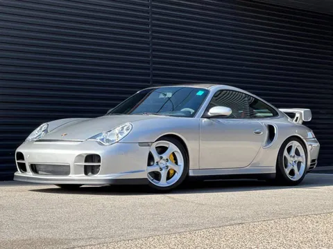 2002 Porsche 911 GT2