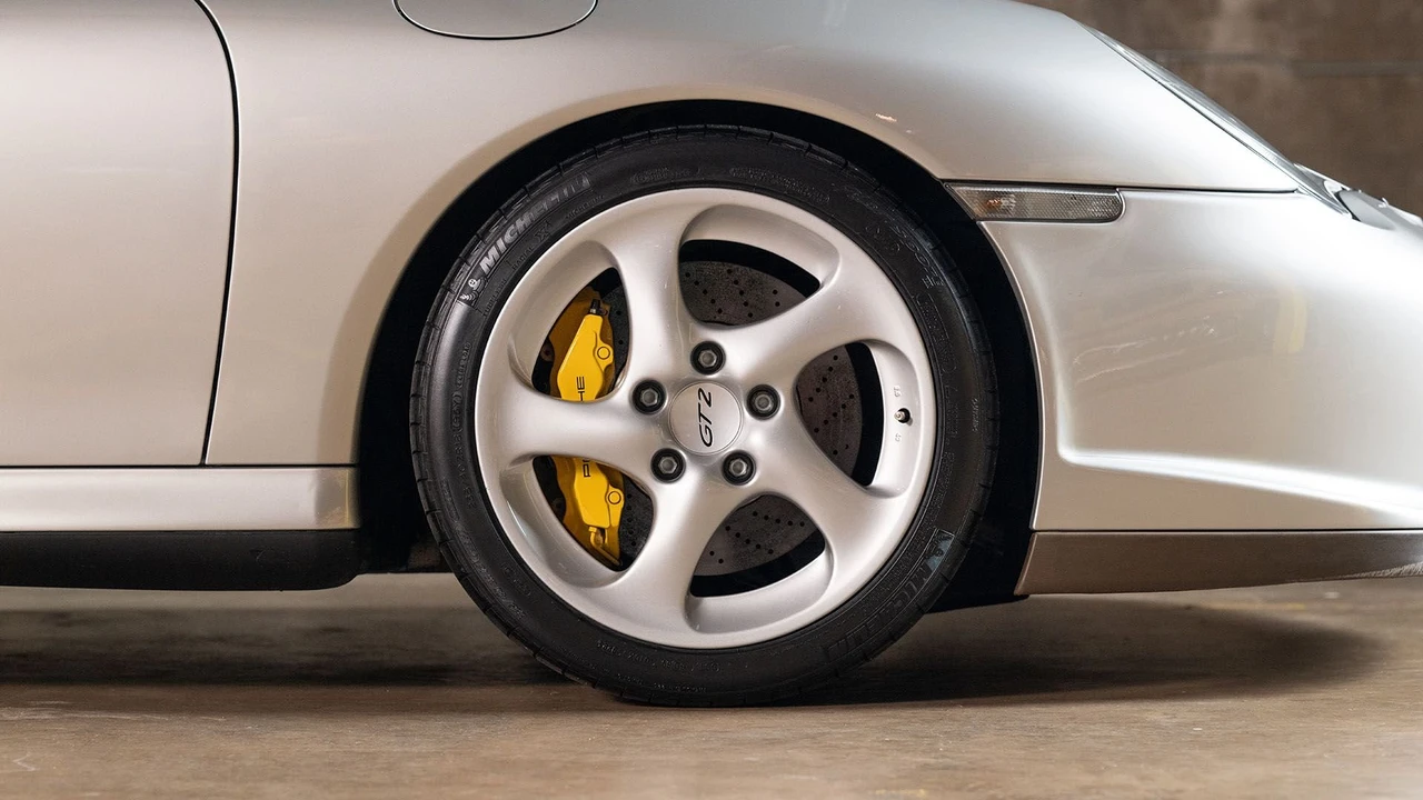 2002 Porsche 996 GT2 - Image 19 of 31