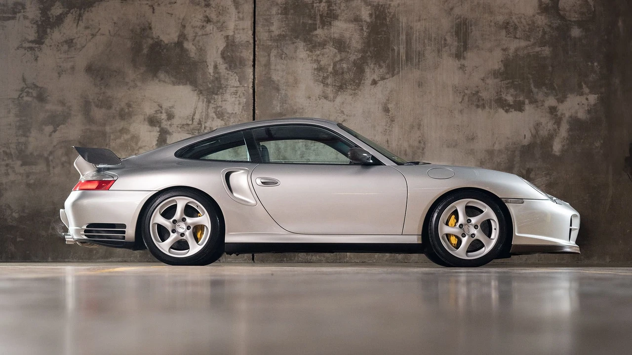 2002 Porsche 996 GT2 - Image 4 of 31