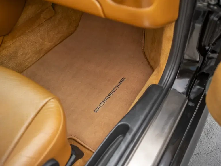 2002 Porsche 996 GT2 - Image 25 of 31