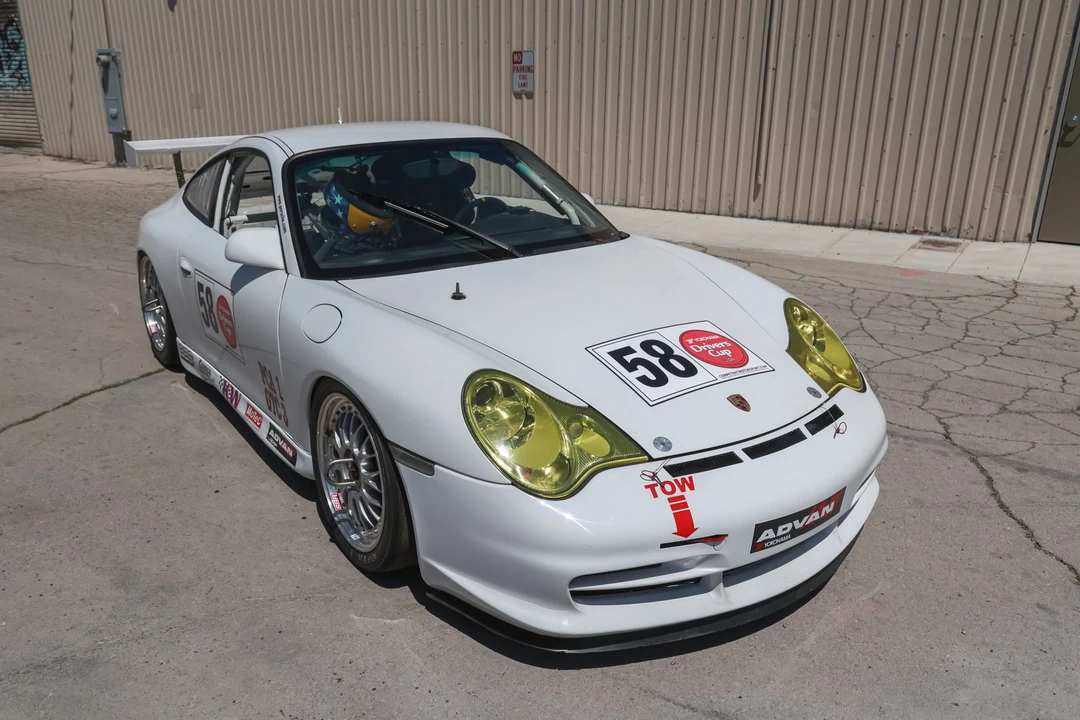 2002 Porsche 996 GT3 - Image 2 of 31